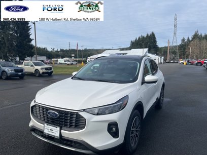 New 2025 Ford Escape SE