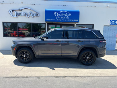 Used 2023 Jeep Grand Cherokee Limited