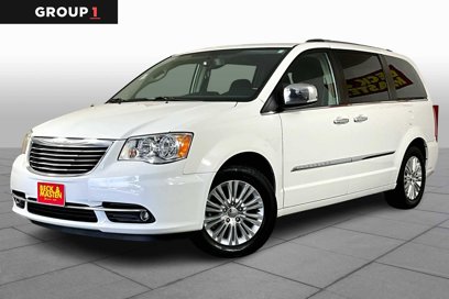 Used 2016 Chrysler Town & Country Limited