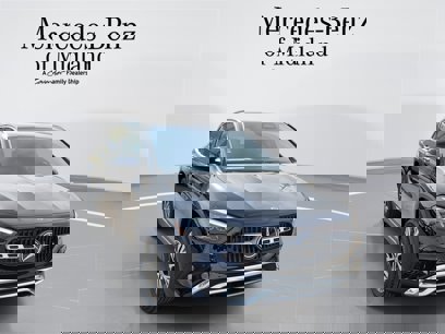 New 2025 Mercedes-Benz GLA 250