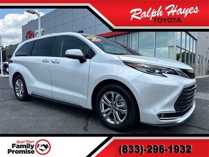 Certified 2023 Toyota Sienna Platinum