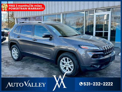 Used 2017 Jeep Cherokee Latitude w/ Safety/Convenience Group