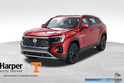 Used 2024 Volkswagen Atlas Cross Sport SE w/ Panoramic Sunroof Package