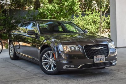 Used 2017 Chrysler 300 Limited w/ Driver Convenience Group