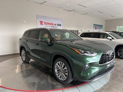 New 2025 Toyota Highlander Platinum