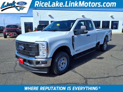 New 2025 Ford F250 XL w/ XL Chrome Package