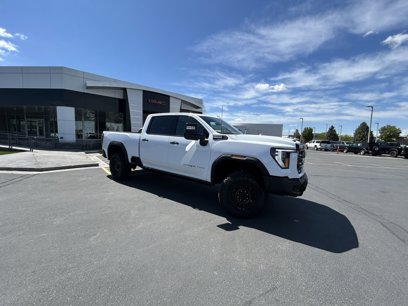 New 2025 GMC Sierra 2500 AT4X w/ AT4X AEV Edition