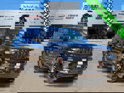 Used 2024 Jeep Grand Cherokee Altitude