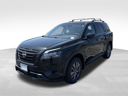 New 2025 Nissan Pathfinder SV w/ SV Premium Package