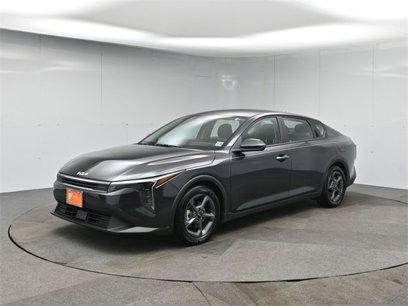 Used 2025 Kia K4 LXS