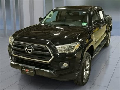 Certified 2017 Toyota Tacoma SR5