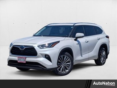 Used 2020 Toyota Highlander Limited Platinum