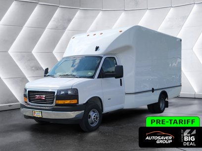 New 2025 GMC Savana 3500 w/ Power Convenience Package