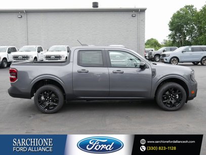 New 2025 Ford Maverick Lariat w/ Black Appearance Package