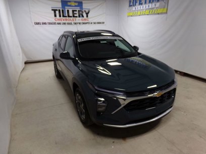 New 2025 Chevrolet Trax LT w/ Driver Confidence Package