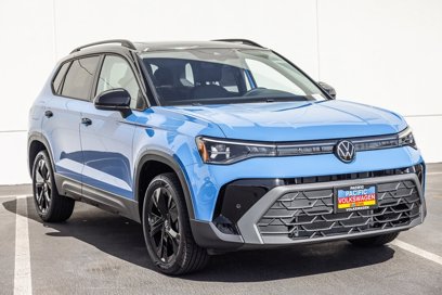 New 2025 Volkswagen Taos SE