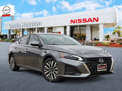 New 2025 Nissan Altima 2.5 SV w/ SV Premium Package