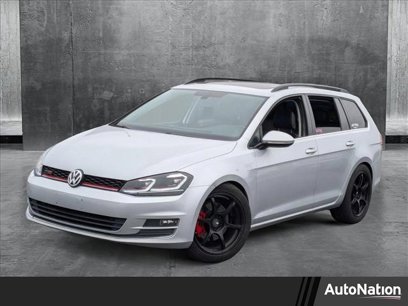 Used 2017 Volkswagen Golf SE