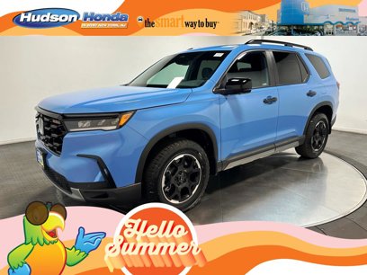 New 2025 Honda Pilot TrailSport