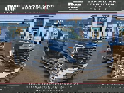 New 2025 GMC Sierra 1500 SLT w/ SLT Premium Plus Package