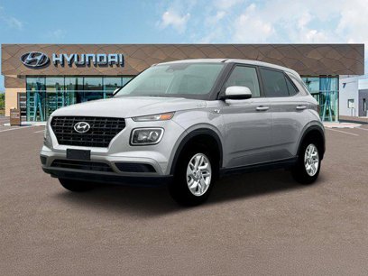 New 2025 Hyundai Venue SE