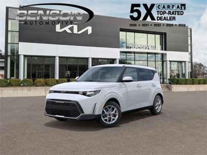 New 2025 Kia Soul LX