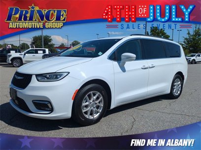 Used 2022 Chrysler Pacifica Touring-L