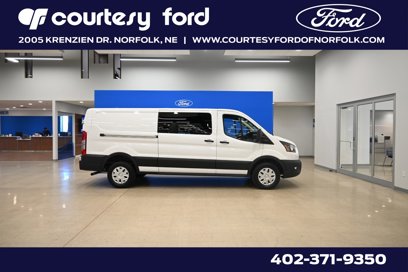 New 2025 Ford Transit 150 Low Roof w/ Exterior Upgrade Package