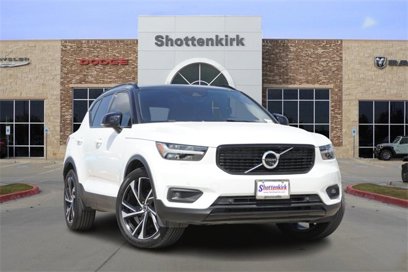 Used 2021 Volvo XC40 T5 R-Design