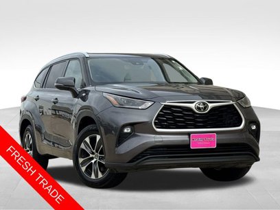 Used 2021 Toyota Highlander XLE