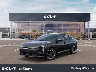 New 2025 Kia K4 EX