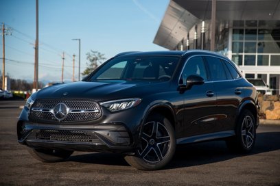 New 2025 Mercedes-Benz GLC 300 4MATIC