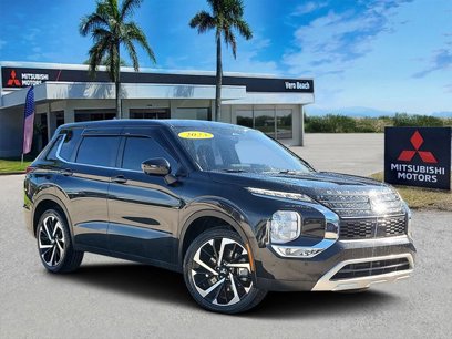 Used 2023 Mitsubishi Outlander SE