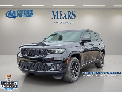 Used 2024 Jeep Grand Cherokee Altitude