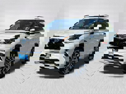 Used 2021 Toyota Highlander Platinum