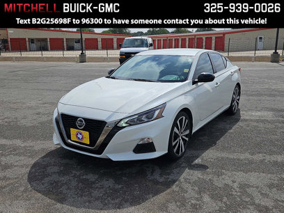 Used 2022 Nissan Altima 2.5 SR