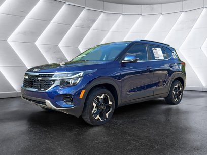 Used 2025 Kia Seltos EX
