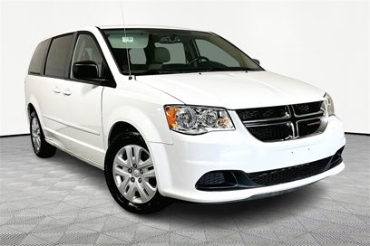 Used 2016 Dodge Grand Caravan SE w/ Quick Order Package 29E SE