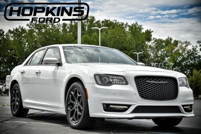 Used 2022 Chrysler 300 Touring