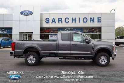 New 2025 Ford F250 XL w/ XL Off-Road Package