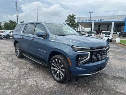 New 2025 Chevrolet Suburban High Country w/ Sun And Tow Package