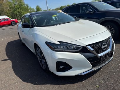 Certified 2023 Nissan Maxima Platinum w/ Sport Mat Group