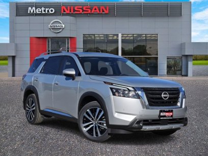 New 2025 Nissan Pathfinder Platinum