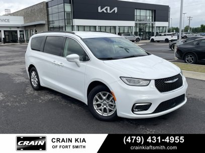 Used 2022 Chrysler Pacifica Touring-L