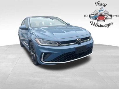 New 2025 Volkswagen Jetta SE