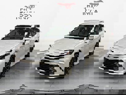 Used 2025 Toyota Camry XLE