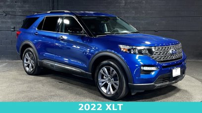 Used 2022 Ford Explorer XLT w/ Equipment Group 202A