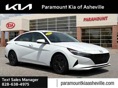 Used 2023 Hyundai Elantra SEL w/ Winter Weather Package