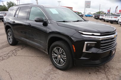 Used 2024 Chevrolet Traverse LT