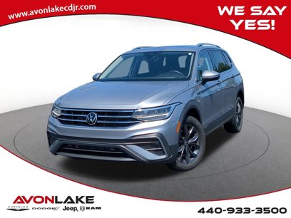 Used 2022 Volkswagen Tiguan SE w/ Panoramic Sunroof Package